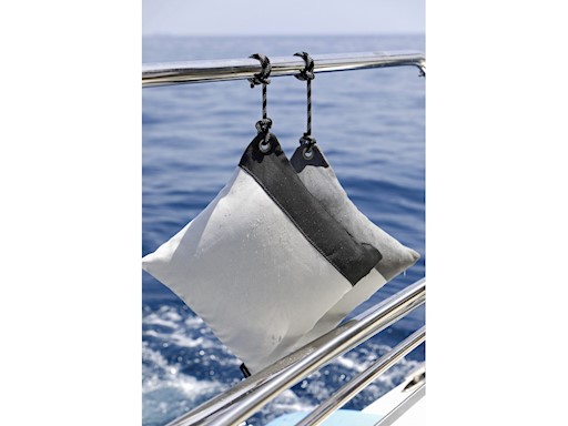 SET 2 CUSCINI NERO/BIANCO