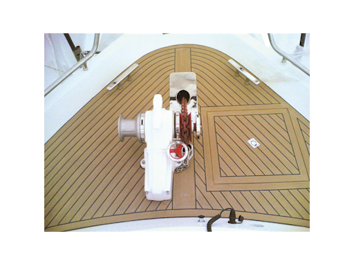 DOGHE CON CALAFATAGGIO NERO